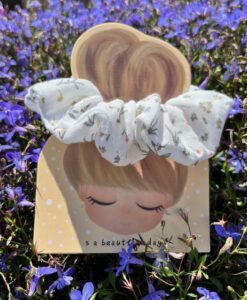 Musselin-Scrunchie/weiß/grün-geblümt