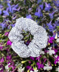 Stoff-Scrunchie/grau-blümchen
