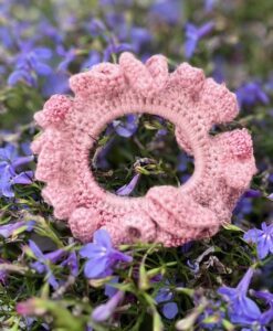 Scrunchie/gehäkelt/rosa
